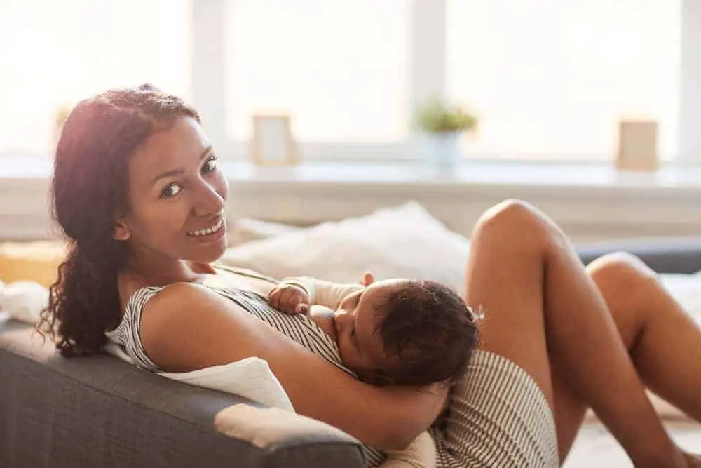 Citas divertidas y bonitas sobre la lactancia materna